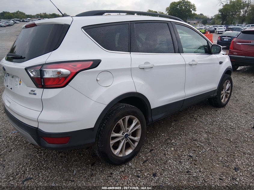 Vin: 1fmcu9gd5jua73093, lot: 46593496, ford escape se 20184