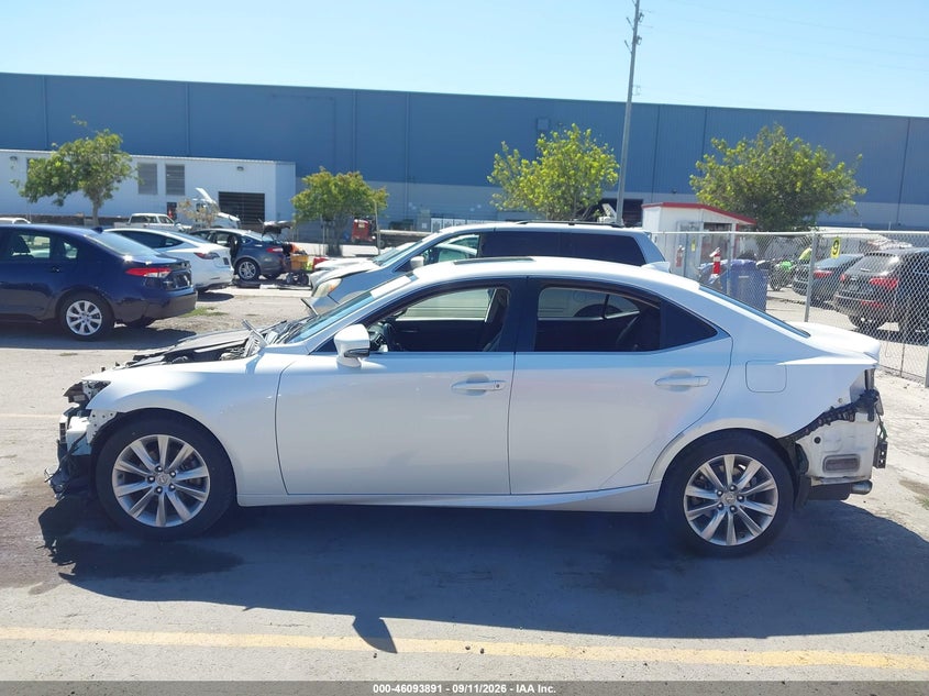 LEXUS IS 250 - zdjęcie 14