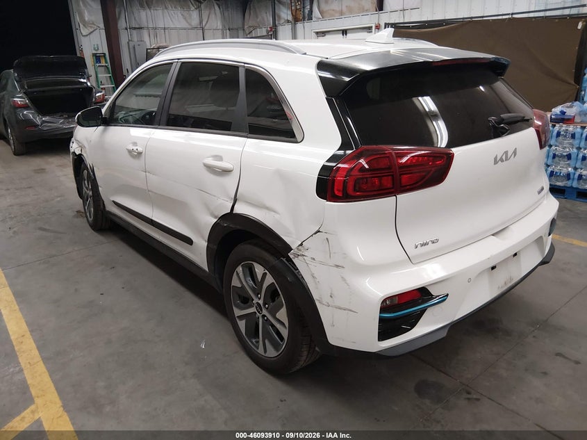 Vin: kndce3lg2n5156320, lot: 46593517, kia niro ev ex premium 20223