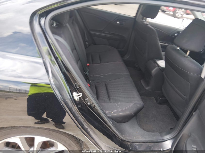 2015 HONDA ACCORD auction photo 8