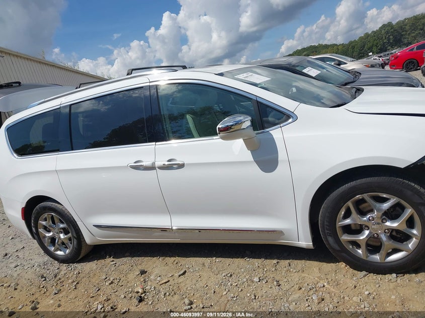 CHRYSLER PACIFICA - zdjęcie 13