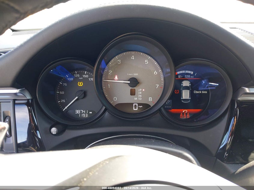 2022 PORSCHE MACAN auction photo 7
