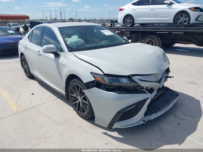 Vin: 4t1g11ak9nu066558, lot: 46593711, toyota camry se 2022 img_1