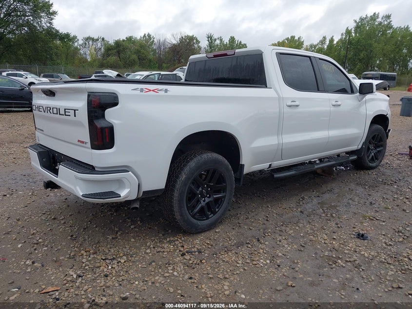 2023 CHEVROLET SILVERADO 1500 RST · Фото 4