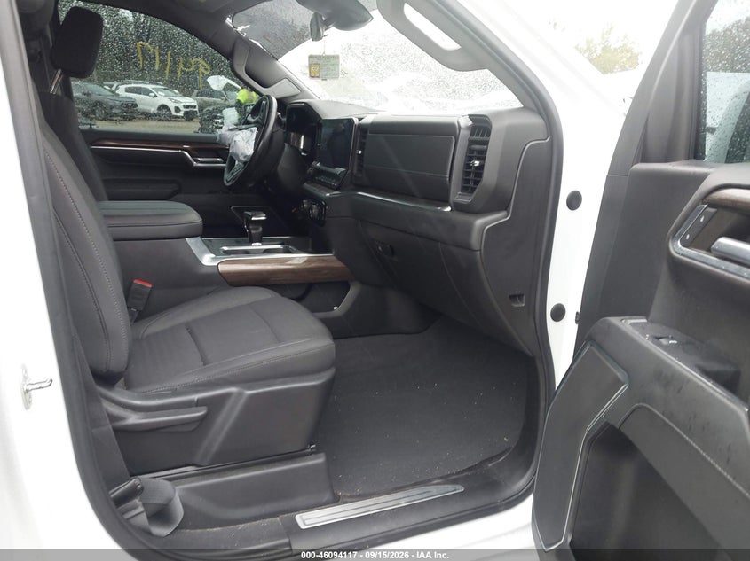 2023 CHEVROLET SILVERADO 1500 RST · Фото 5