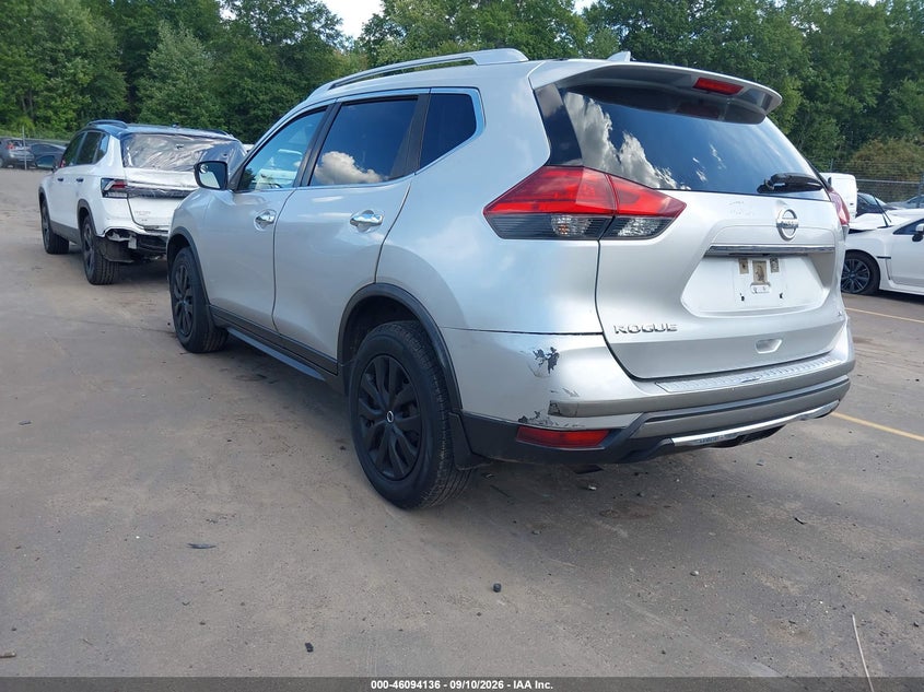 2017 NISSAN ROGUE auction photo 3
