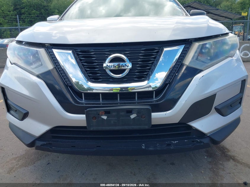 2017 NISSAN ROGUE auction photo 6