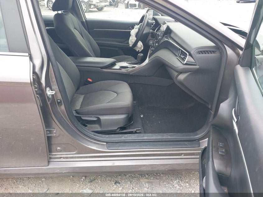 TOYOTA CAMRY - zdjęcie 5