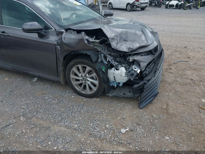 TOYOTA CAMRY - zdjęcie 6