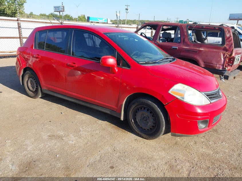 Vin: 3n1bc1cp2al383610, lot: 46593754, nissan versa 1.8s 2010 img_1
