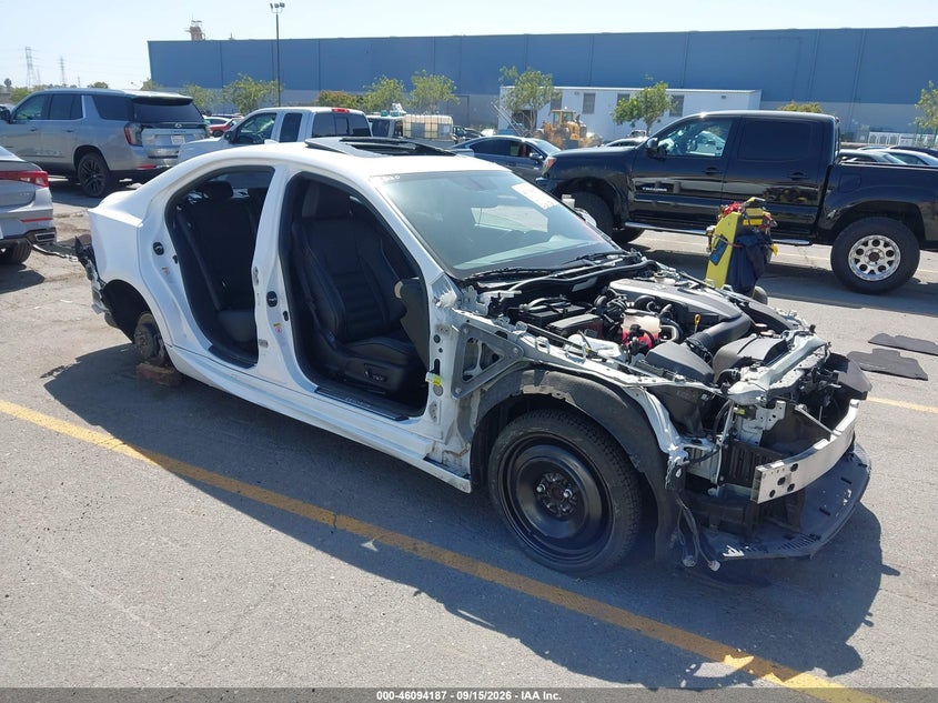 Vin: jthba1d23g5021833, lot: 46593794, lexus is 200t 20161