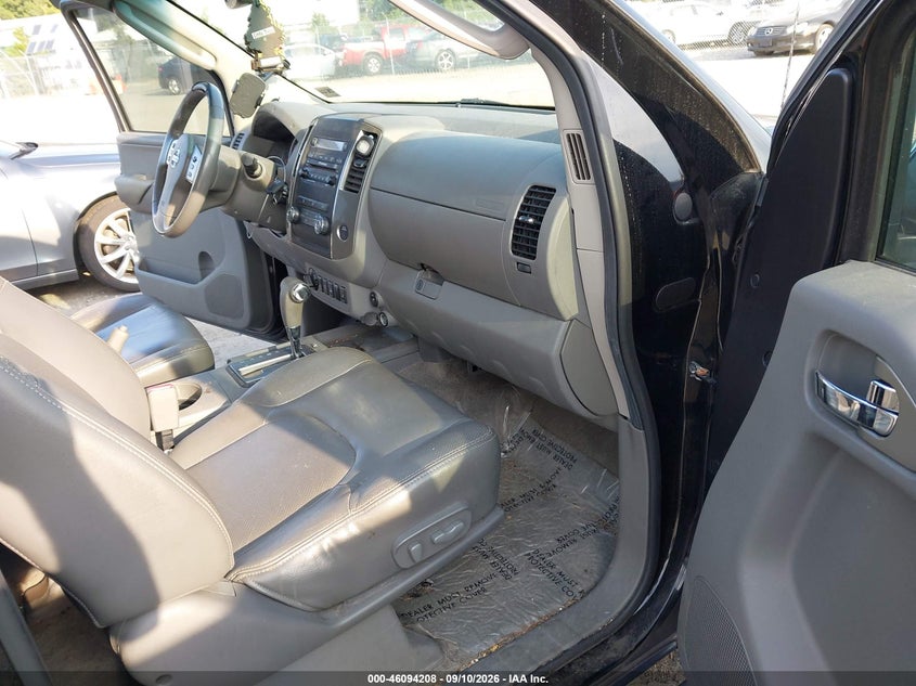 2011 NISSAN FRONTIER auction photo 5