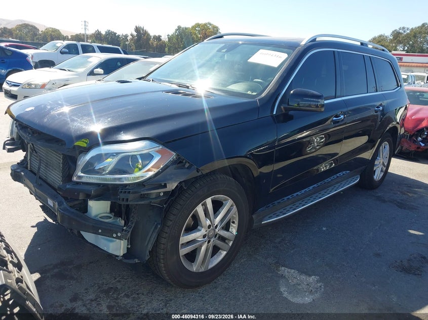 2015 Mercedes-Benz Gl 350 Bluetec 4Matic, Front End, IAAI, VIN 4JGDF2EE8FA581018 — photo 2