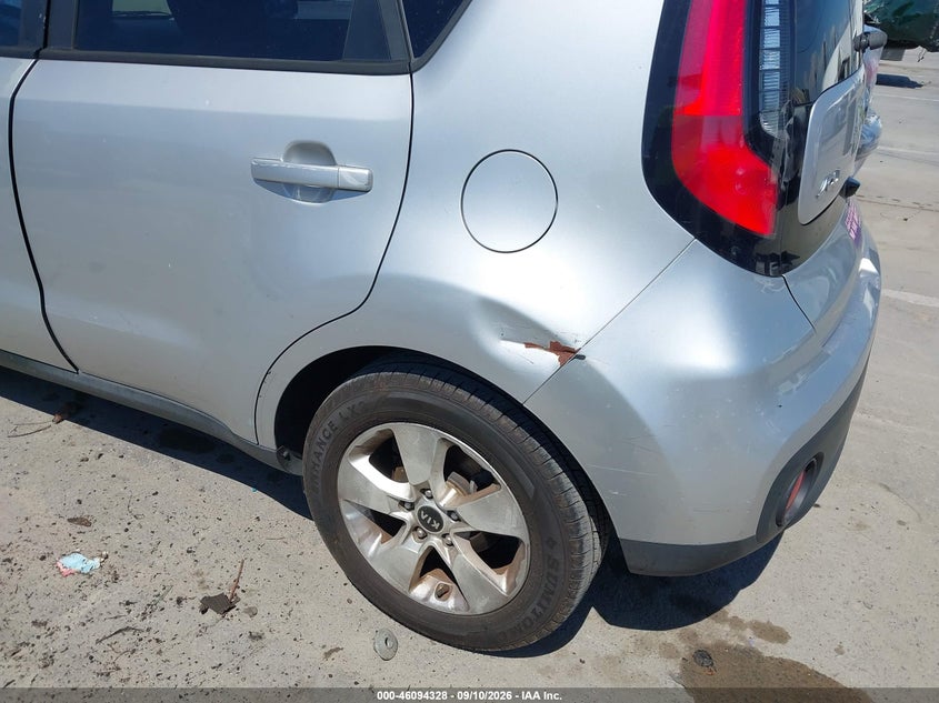 2018 KIA SOUL auction photo 6