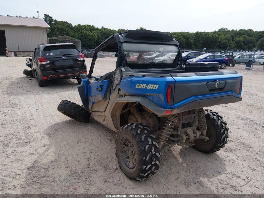 2022 CAN-AM COMMANDER auction photo 3