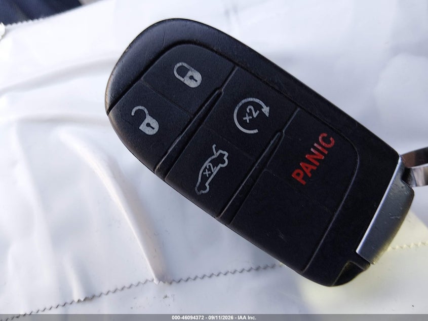 DODGE CHALLENGER - zdjęcie 11