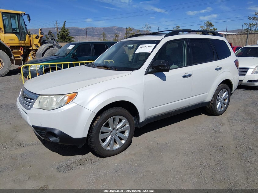 Vin: jf2shadc9dh439752, lot: 46594007, subaru forester 2.5x premium 20132
