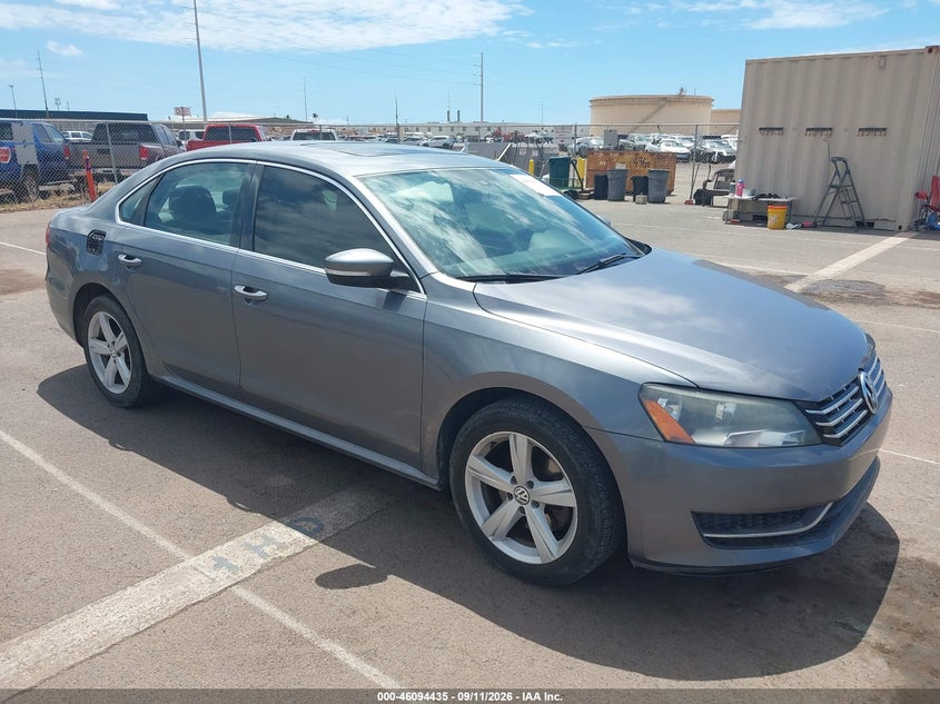 2013 VOLKSWAGEN PASSAT auction photo 1