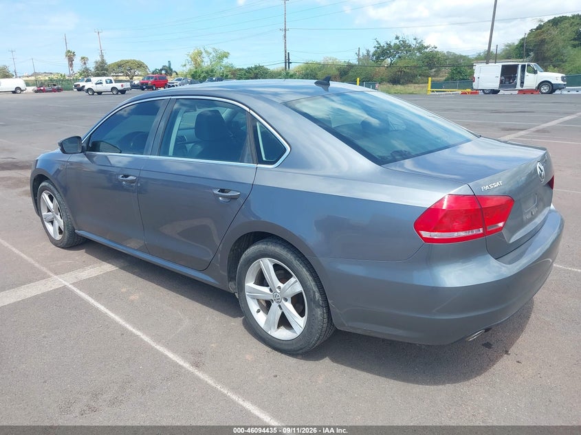 2013 VOLKSWAGEN PASSAT auction photo 3
