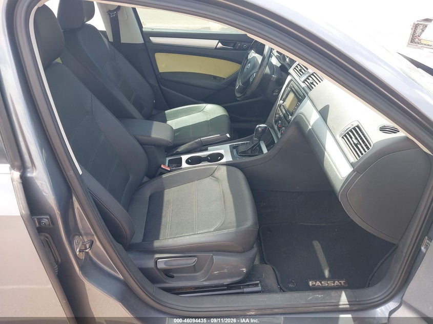 2013 VOLKSWAGEN PASSAT auction photo 5