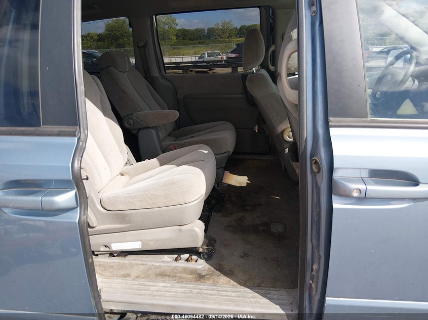 2006 KIA SEDONA auction photo 8