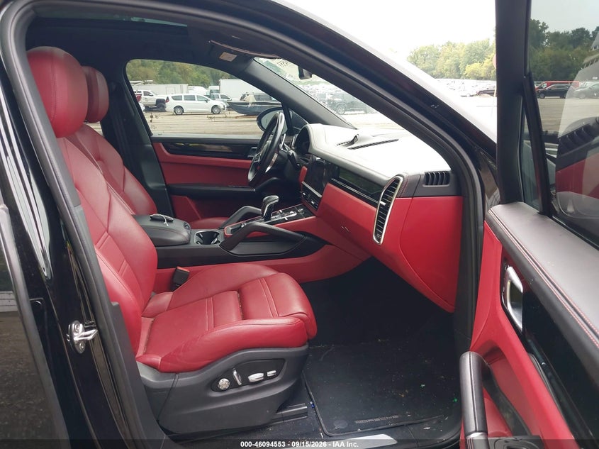 PORSCHE CAYENNE - zdjęcie 5