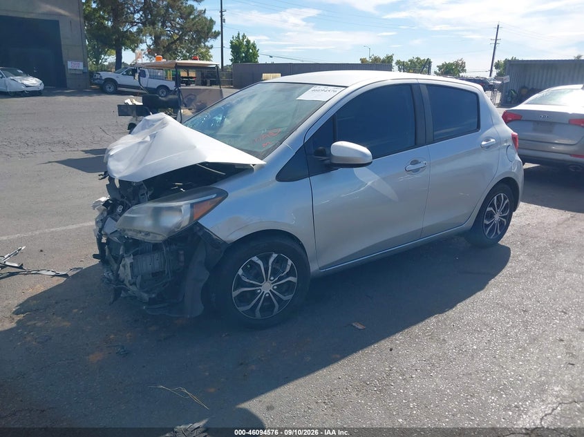 Vin: vnkktud36fa031677, lot: 46594183, toyota yaris l 20152