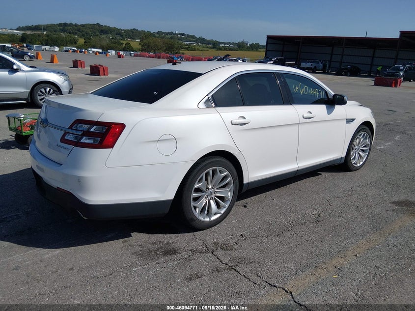2013 FORD TAURUS auction photo 4