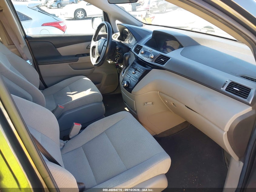 2013 HONDA ODYSSEY auction photo 5