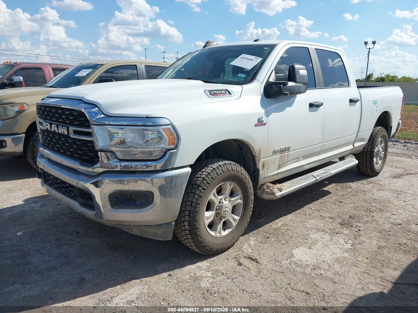 Vin: 3c6ur5dl4rg285536, lot: 46594434, ram 2500 big horn  4x4 6'4 box 20242