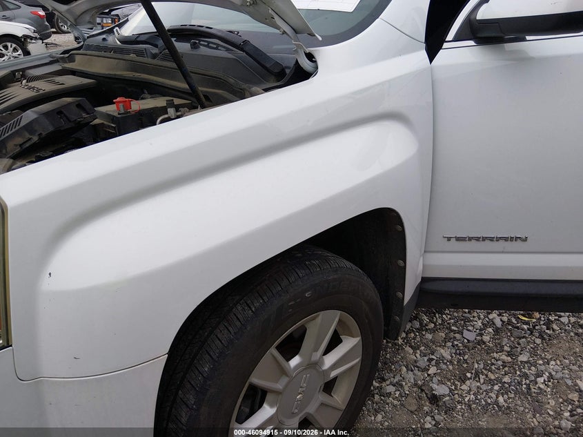 2011 GMC TERRAIN auction photo 6