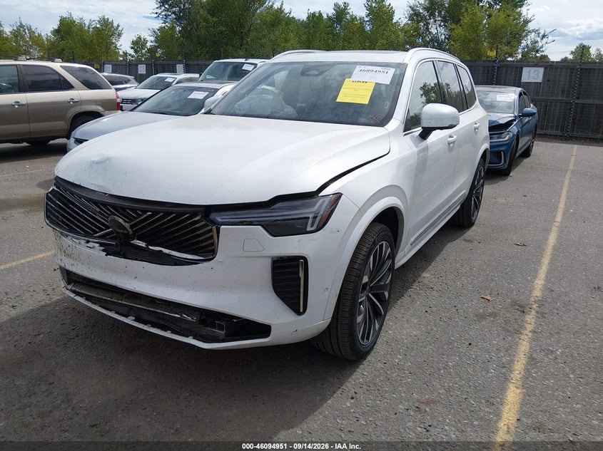 2026 Volvo XC90, Front End, IAAI, VIN YV4062PE6T1505225 — photo 2