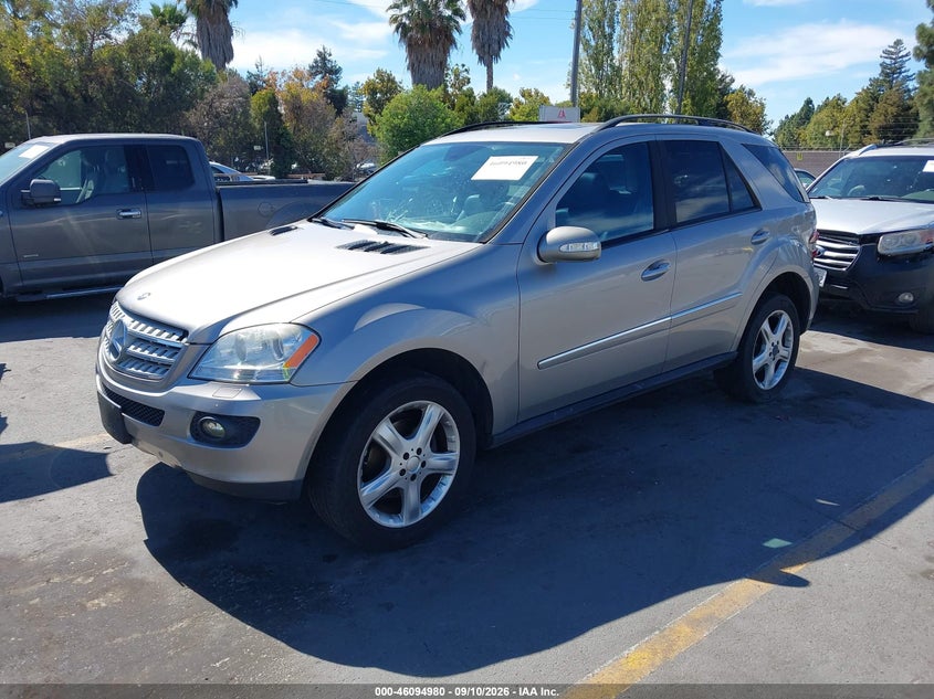 2008 MERCEDES-BENZ ML 350 auction photo 2