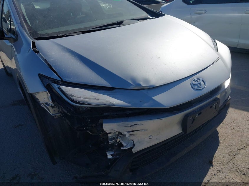 TOYOTA PRIUS - zdjęcie 6
