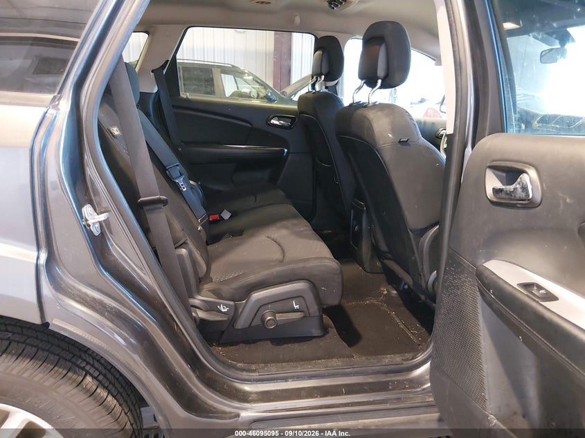 2017 DODGE JOURNEY auction photo 8