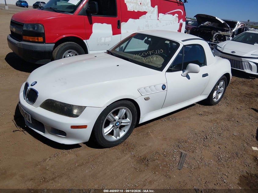 2000 BMW Z3, Обычный износ, IAAI, VIN 4USCH9348YLG02869 — фото 2