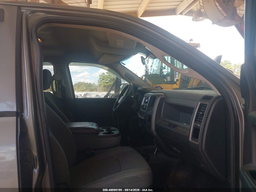 RAM 2500 2013 VIN 3C6TR5CTXDG608008