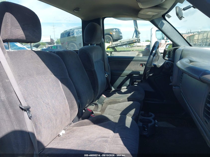 2001 CHEVROLET SILVERADO 1500 auction photo 8