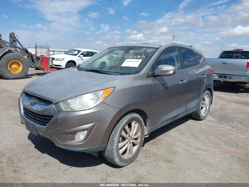 Vin: km8jucac0bu252910, lot: 46594856, hyundai tucson limited 20112