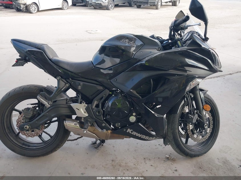 KAWASAKI EX650 2017