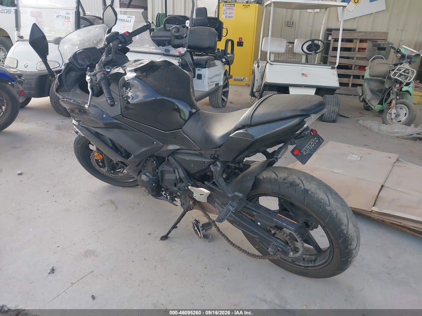 KAWASAKI EX650 2017