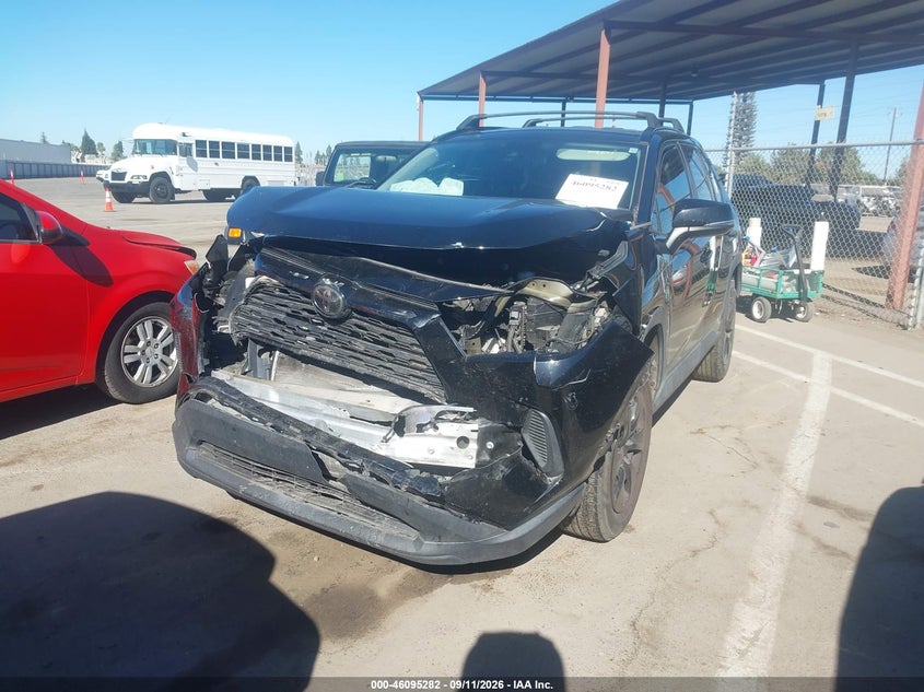 Vin: 2t3k1rfv4kc010348, lot: 46594889, toyota rav4 le 20192