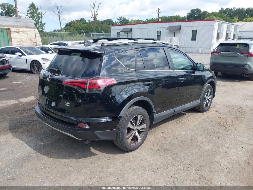 2018 TOYOTA RAV4 auction photo 4