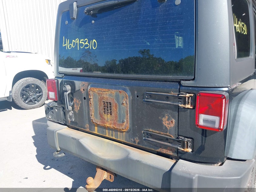 2012 JEEP WRANGLER UNLIMITED auction photo 6