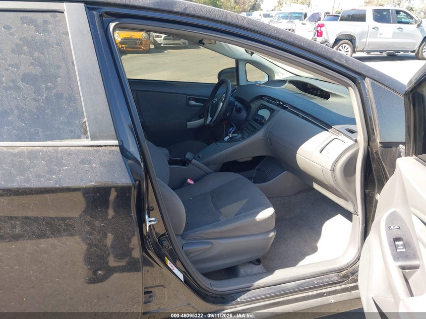 2010 TOYOTA PRIUS auction photo 5