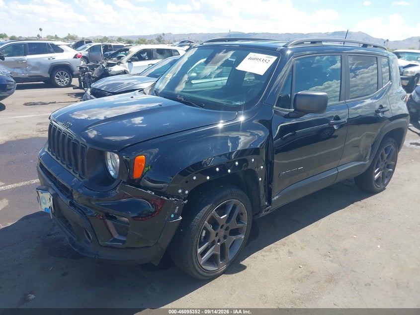 2021 Jeep Renegade, Left Front, IAAI, VIN ZACNJDBB3MPM72389 — photo 2
