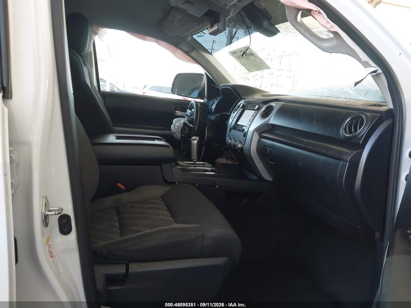 TOYOTA TUNDRA - zdjęcie 5