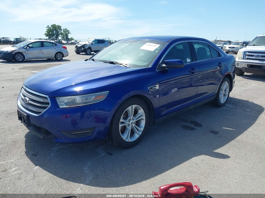2013 Ford Taurus, Normal Wear & Tear, IAAI, VIN 1FAHP2E80DG175635 — photo 2