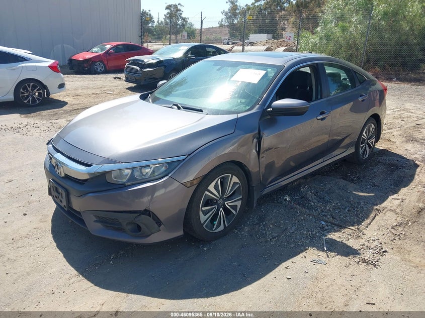 2017 Honda Civic, Обычный износ, IAAI, VIN 2HGFC1F36HH633779 — фото 2