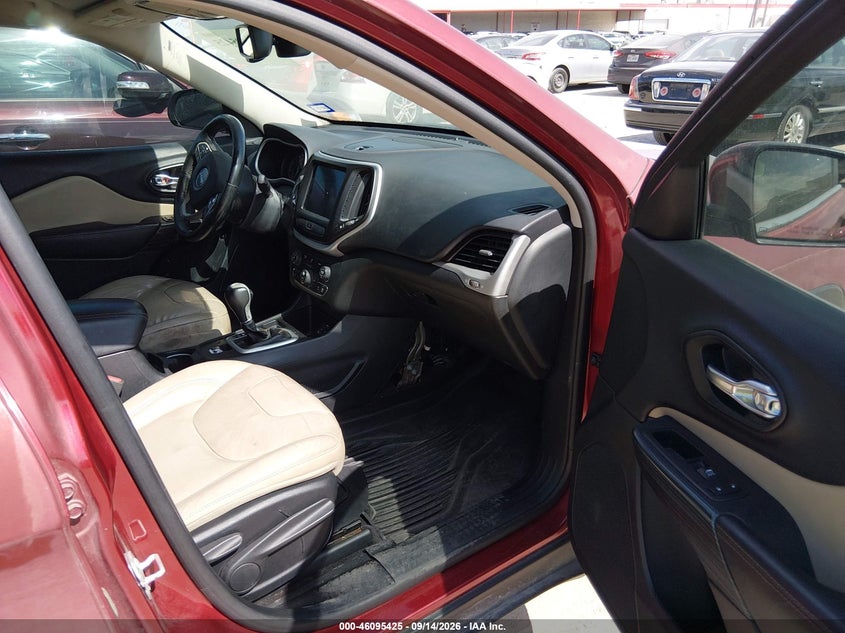 2017 JEEP CHEROKEE auction photo 5